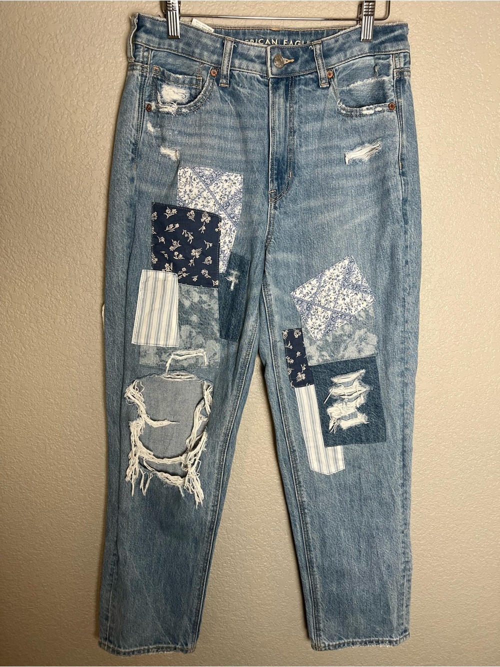 American Eagle Outfitters Blue Jeans with Navy & White Patchwork mom straight